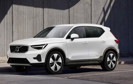 XC40 Plus B3 Selection